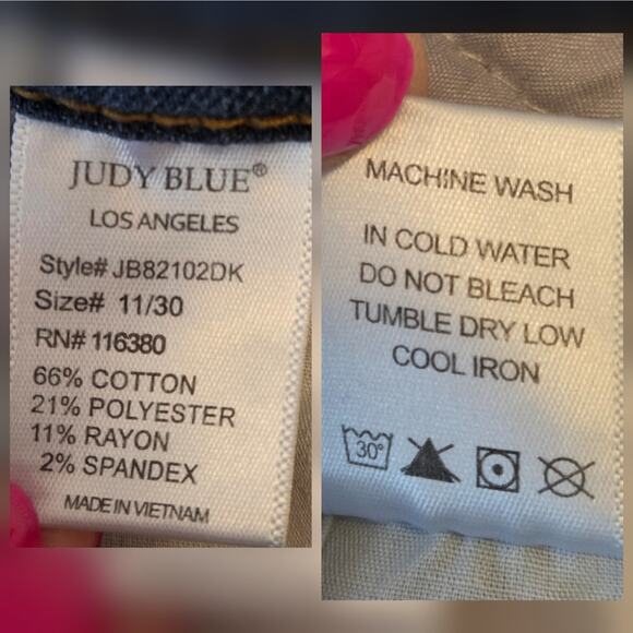 Judy Blue Women's Relax Fit Jeans Size 30 or 11 Style JB82102DK Cropped - Picture 7 of 7